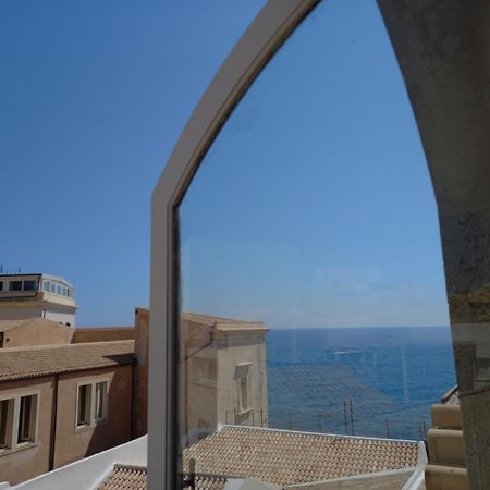 Lanterne Magiche Ortigia Suites Syracuse Esterno foto
