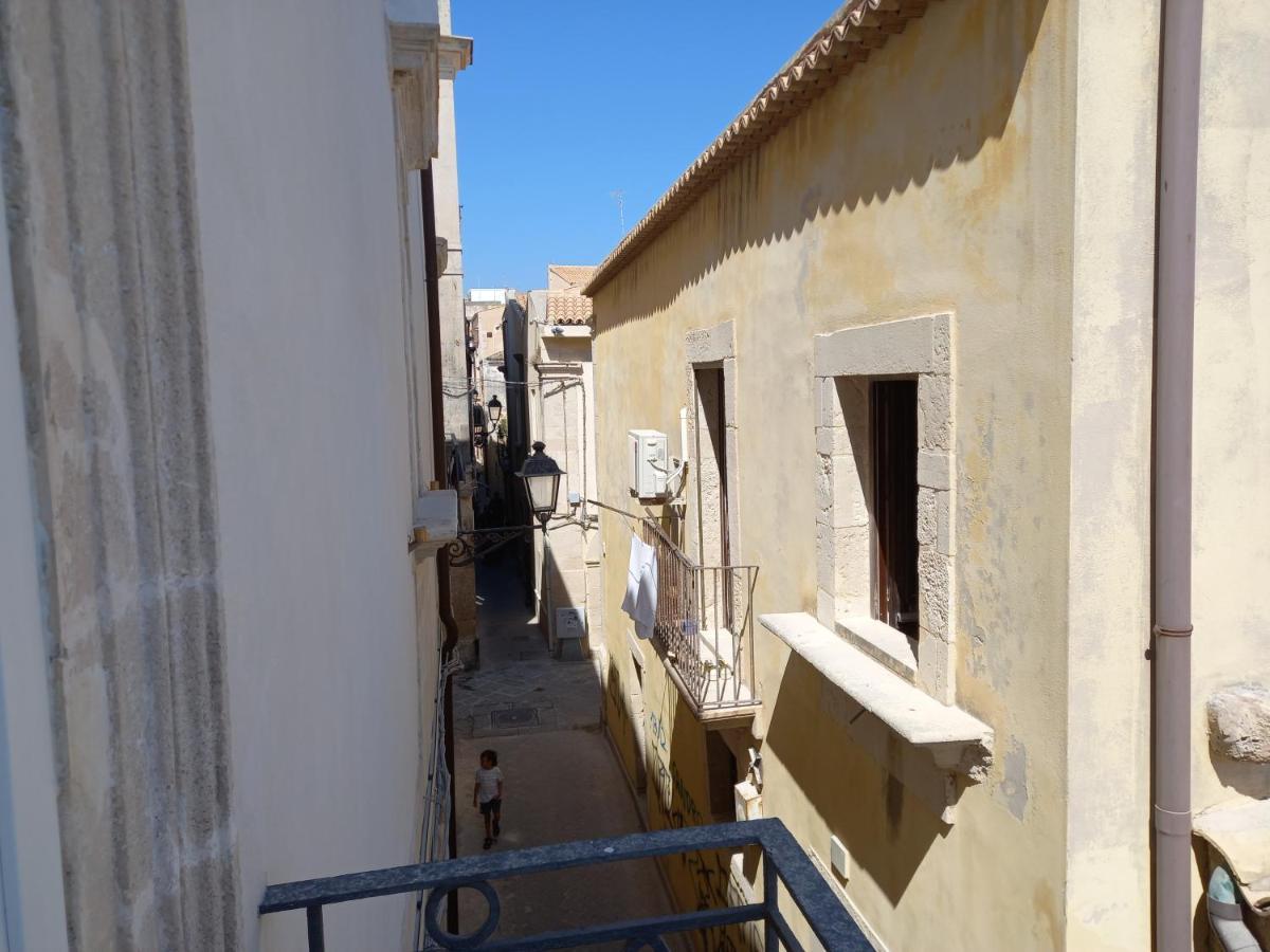 Lanterne Magiche Ortigia Suites Syracuse Esterno foto