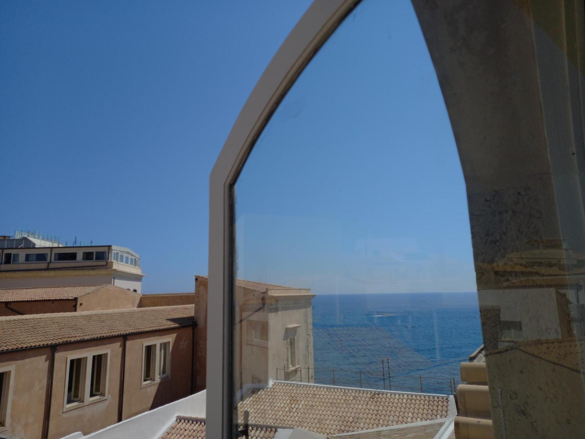 Lanterne Magiche Ortigia Suites Syracuse Esterno foto