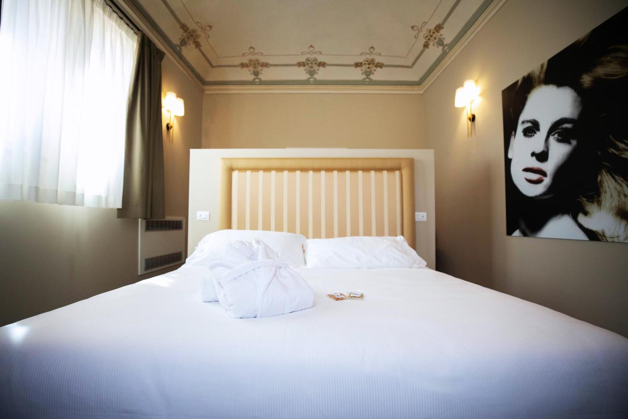 Lanterne Magiche Ortigia Suites Syracuse Esterno foto